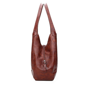 Bolsa Feminina em Couro Ecológico Modelo Case