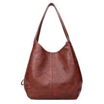 Bolsa Feminina em Couro Ecológico Modelo Case