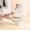 Bota Feminina Tratorada Couro Legítimo Modelo Nicoly