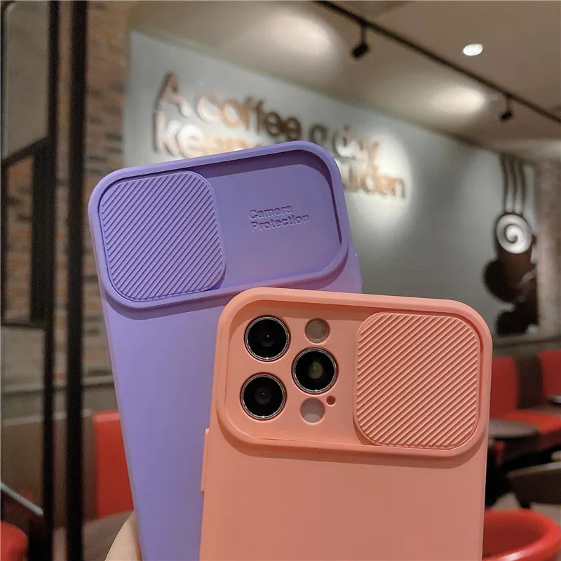 Capa para Iphone de Silicone com Proteção para Câmera