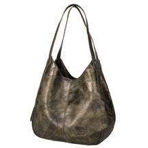 Bolsa Feminina em Couro Ecológico Modelo Case