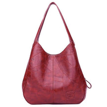 Bolsa Feminina em Couro Ecológico Modelo Case