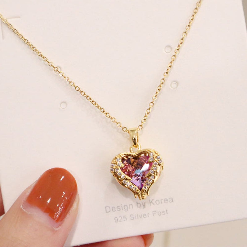 Colar Feminino Delicado Com Pingente de Coração