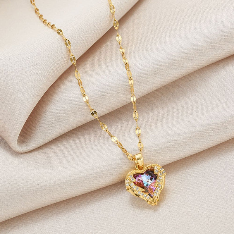 Colar Feminino Delicado Com Pingente de Coração