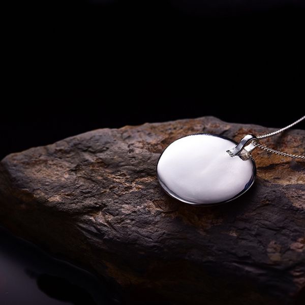 Colar Feminino em Prata 925 com Pingente de Paisagem