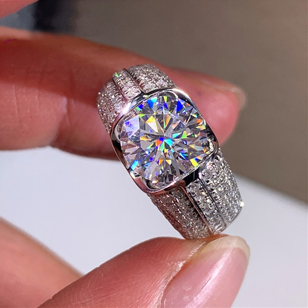 Anel Feminino com Pedra Zircônia Cúbica