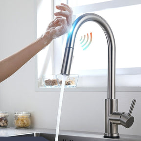 Torneira Inteligente para Cozinha com Abertura por Toque