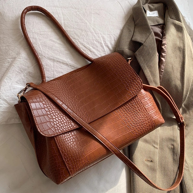 Bolsa Feminina de Couro Modelo Crocodile