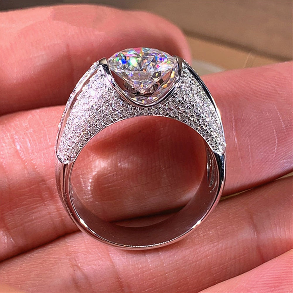 Anel Feminino com Pedra Zircônia Cúbica